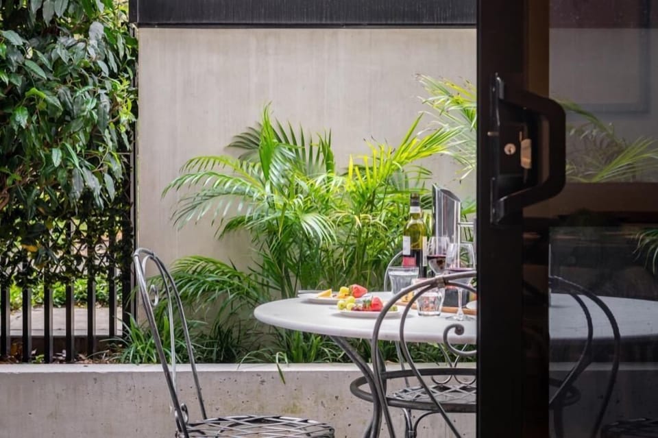 Balcony/Terrace/Patio