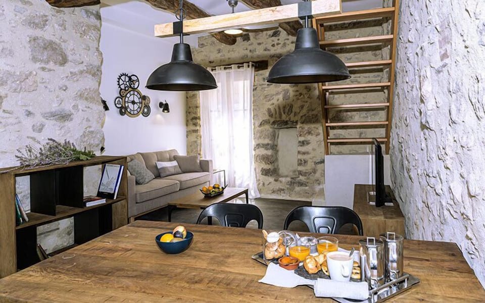 La Maison du Château Bed and Breakfast in Occitanie
