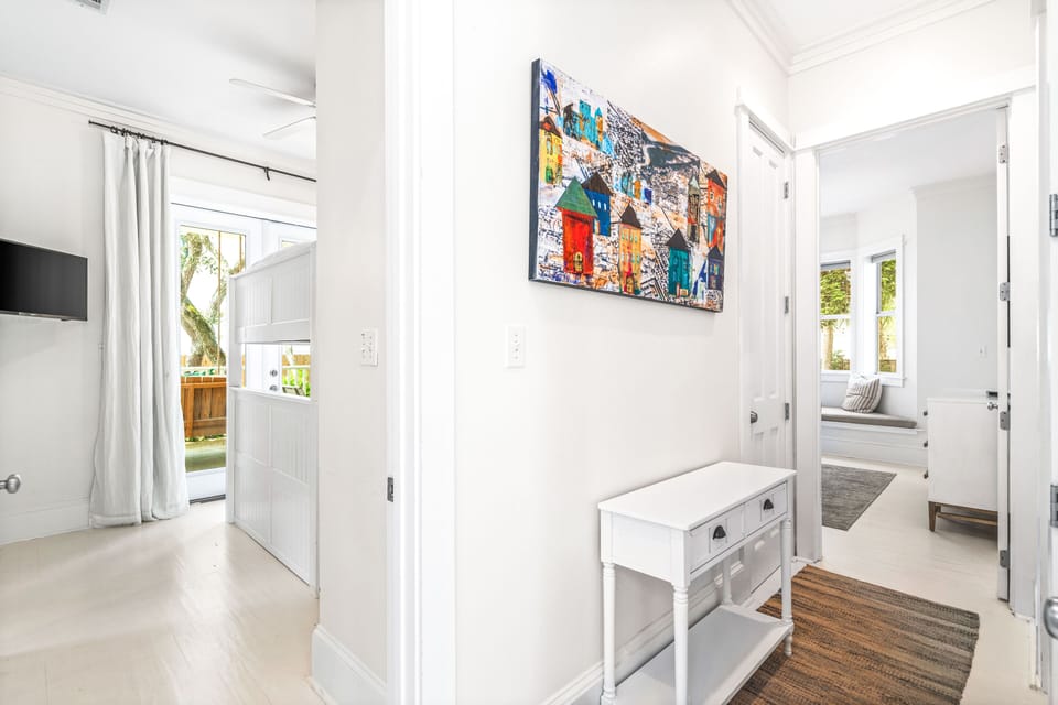 1st floor hallway