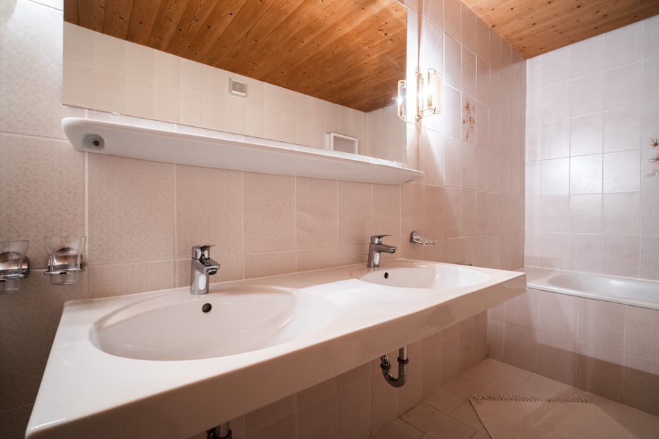Badezimmer - Ferienwohnung NR. 1
