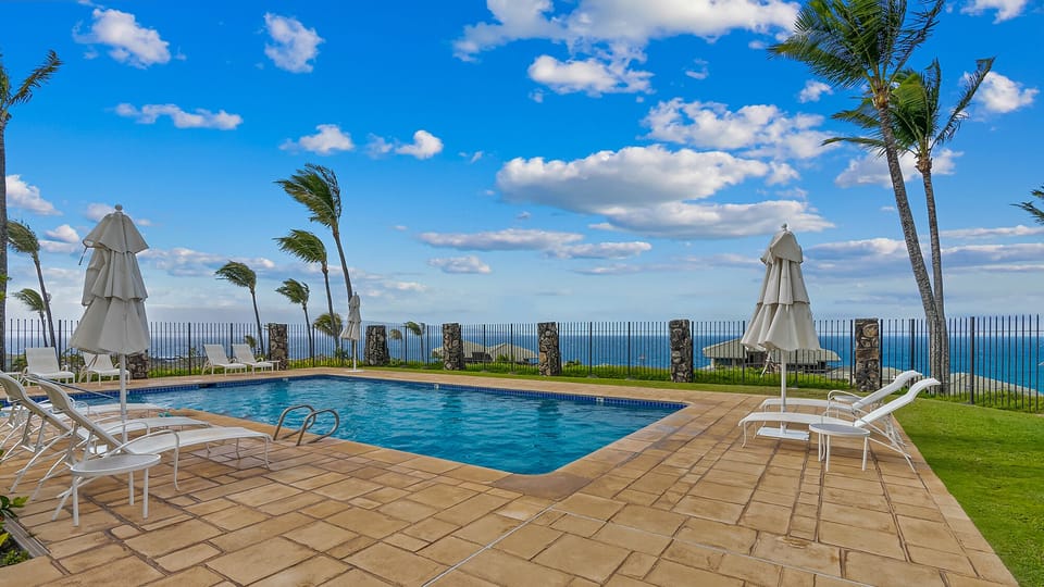 Kapalua Bay Villas - Oceanfront Pool Deck - Parrish Maui