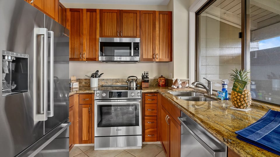 Kapalua Bay Villas #17B4 - Fully Equipped Kitchen - Parrish Maui
