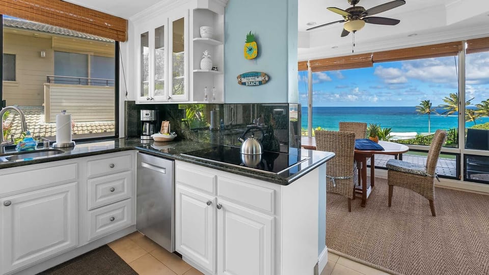 Kapalua Bay Villas #18G2 - Ocean View Kitchen & Dining - Parrish Maui