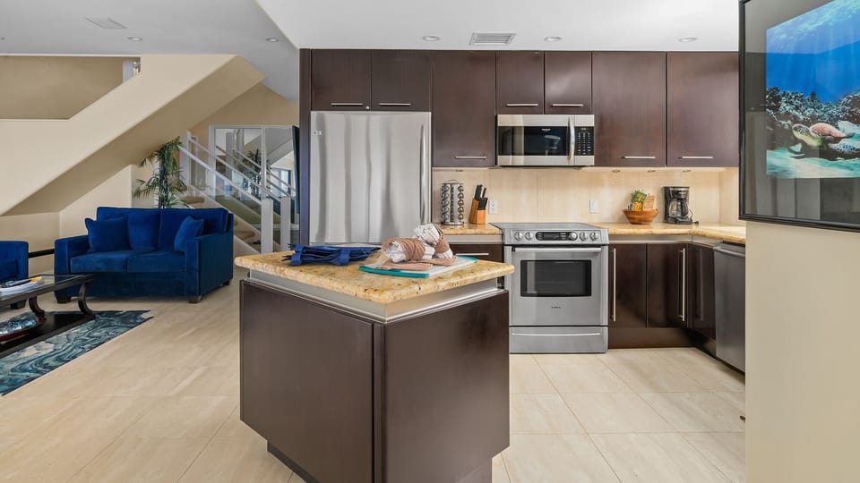 Kapalua Bay Villas #21B2 - Fully Equipped Kitchen - Parrish Maui