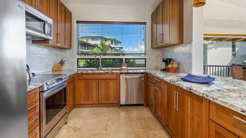 Kapalua Bay Villas #29B2 - Fully Equipped Kitchen - Parrish Maui