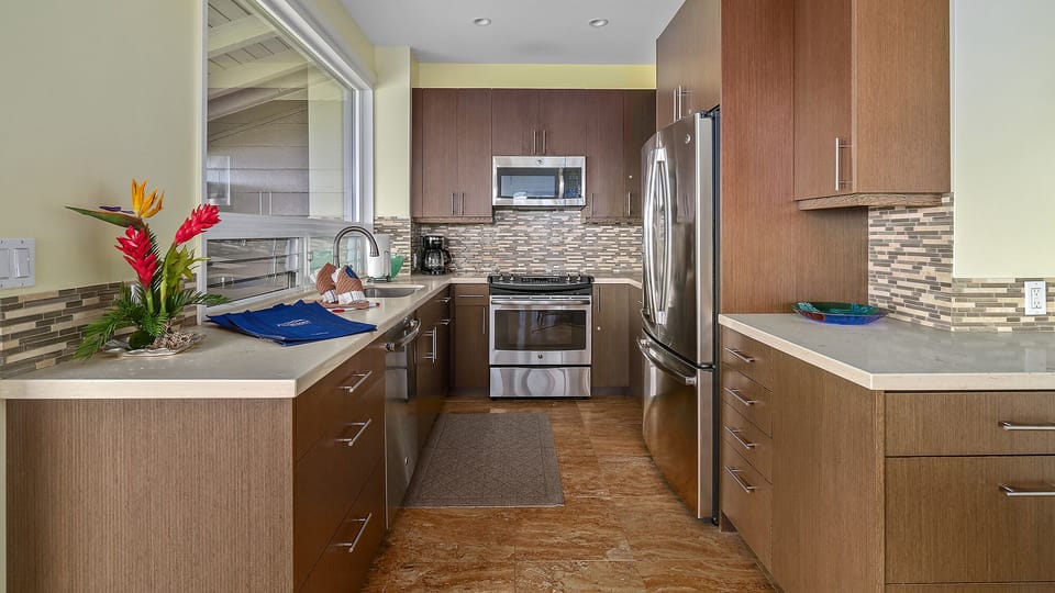 Kapalua Bay Villas #30B1 - Fully Equipped Kitchen - Parrish Maui