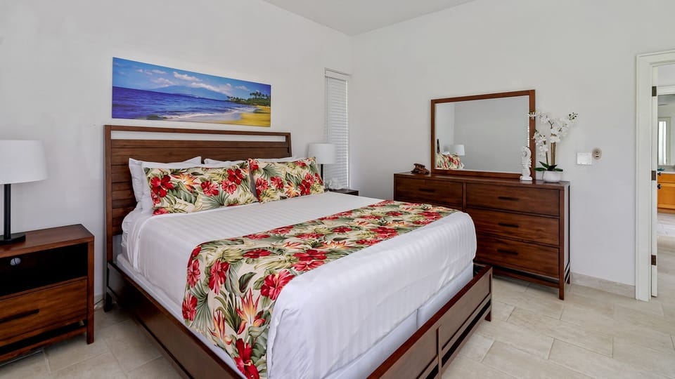 Kapalua Bay Villas #31B1 - Master Bedroom Suite - Parrish Maui