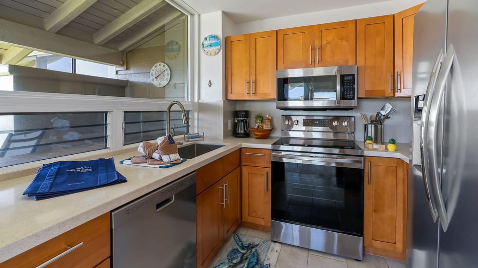 Kapalua Bay Villas #31B1 - Fully Equipped Kitchen - Parrish Maui