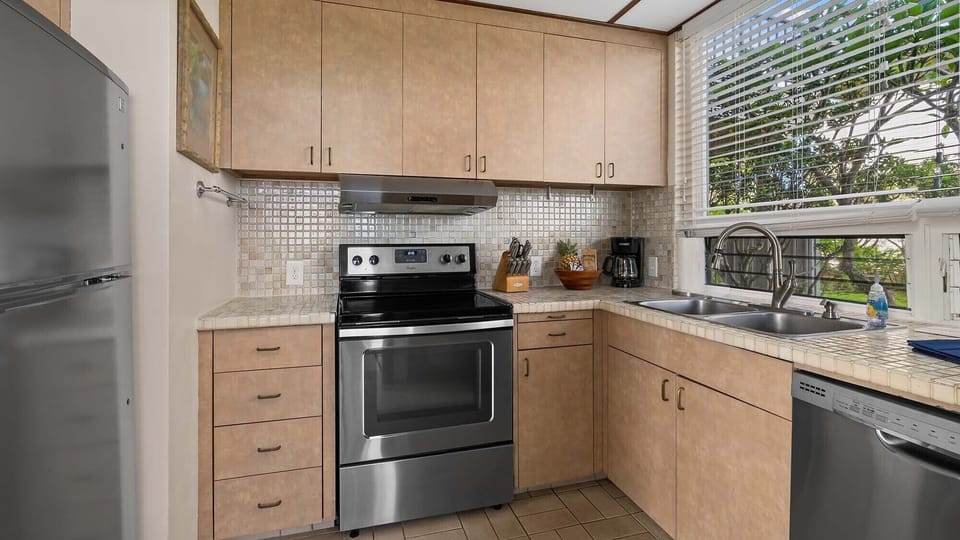 Kapalua Bay Villas #32G2 - Fully Equipped Kitchen - Parrish Maui