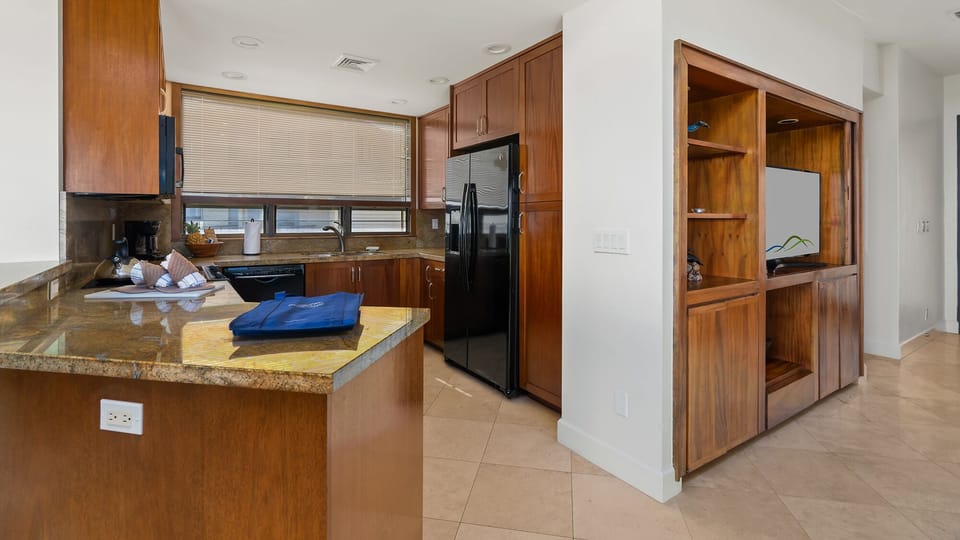 Kapalua Bay Villas #35B3 - Fully Equipped Kitchen - Parrish Maui