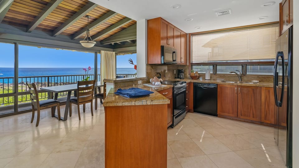 Kapalua Bay Villas #35B3 - Ocean View Kitchen & Dining Room - Parrish Maui