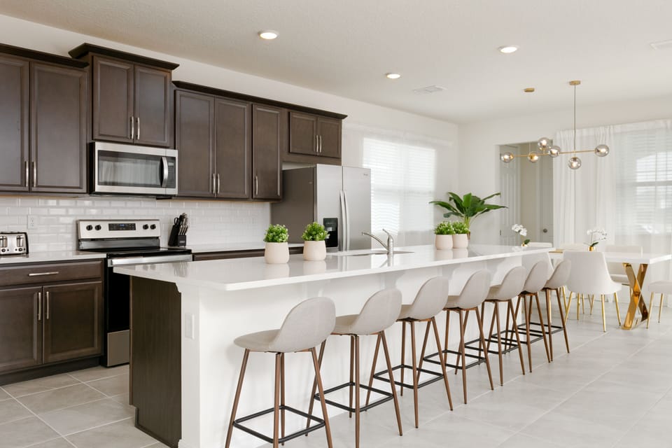 Spacious countertop of our fully equipped kitchen.