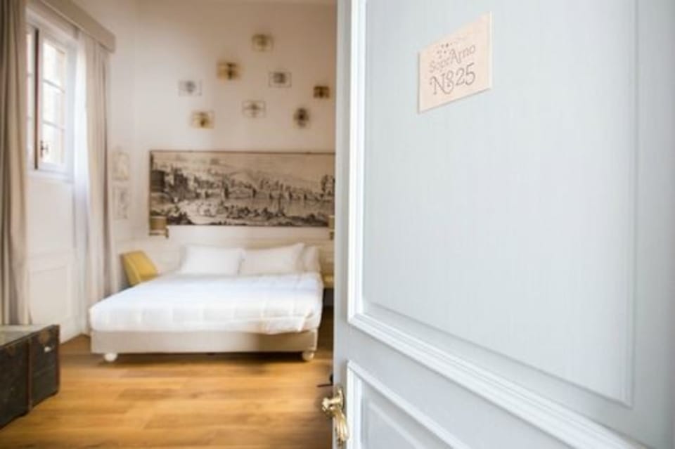 Superior Double Room | Desk, soundproofing, free cribs/infant beds, rollaway beds