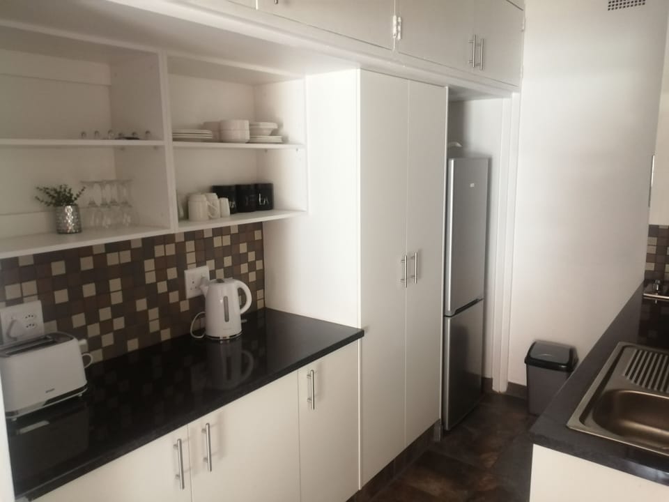 Standard Studio | Private kitchen | Fridge, coffee/tea maker