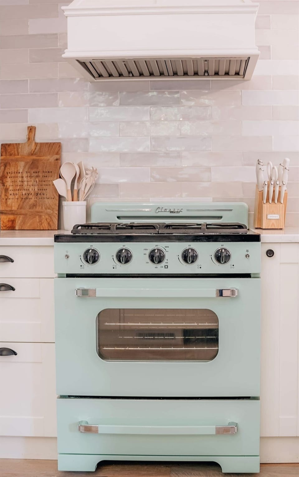 The Classic Retro style appliances really tie in the vintage charm throughout the house! Enjoy preparing meals in this spacious and charming kitchen.  
