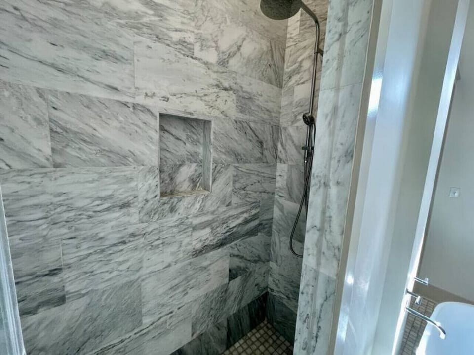 Main bathroom