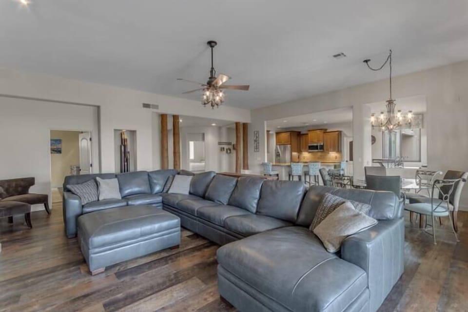 (29)