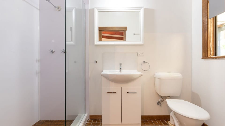 Bath room - 2
