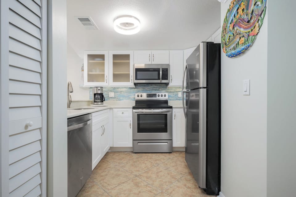 Condo (2 Bedrooms) | Property amenity