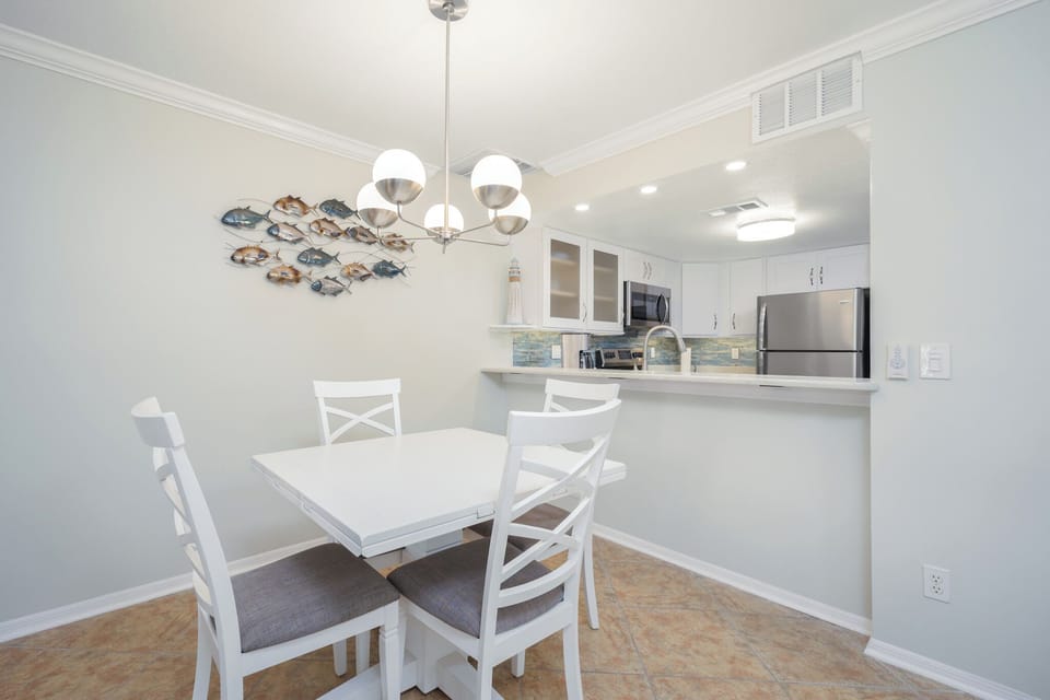 Condo (2 Bedrooms) | Property amenity