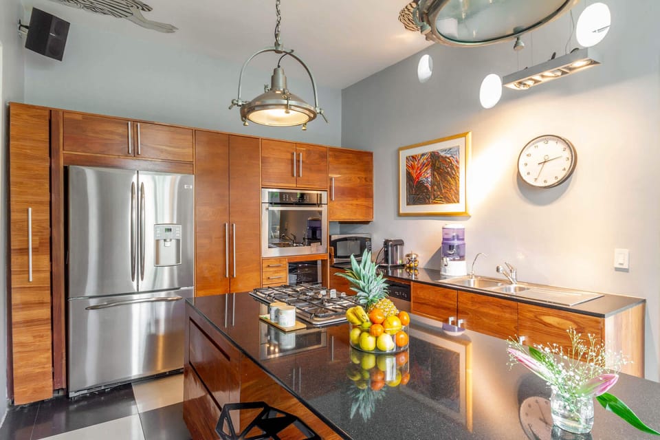 Fully equipped kitchen