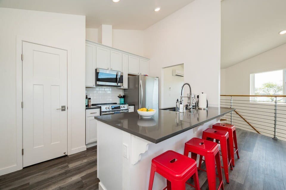 Fully equipped kitchen for a home cooked meal