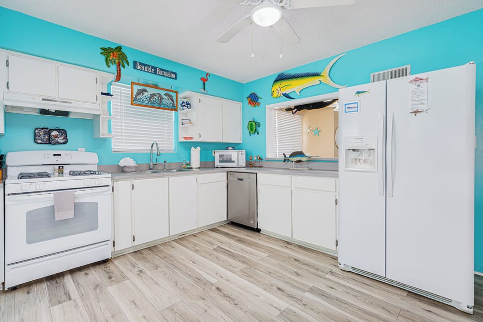Full Stocked Kitchen