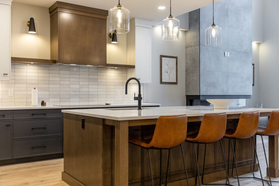 Kitchen l Conduction Cooktop l Wall Oven