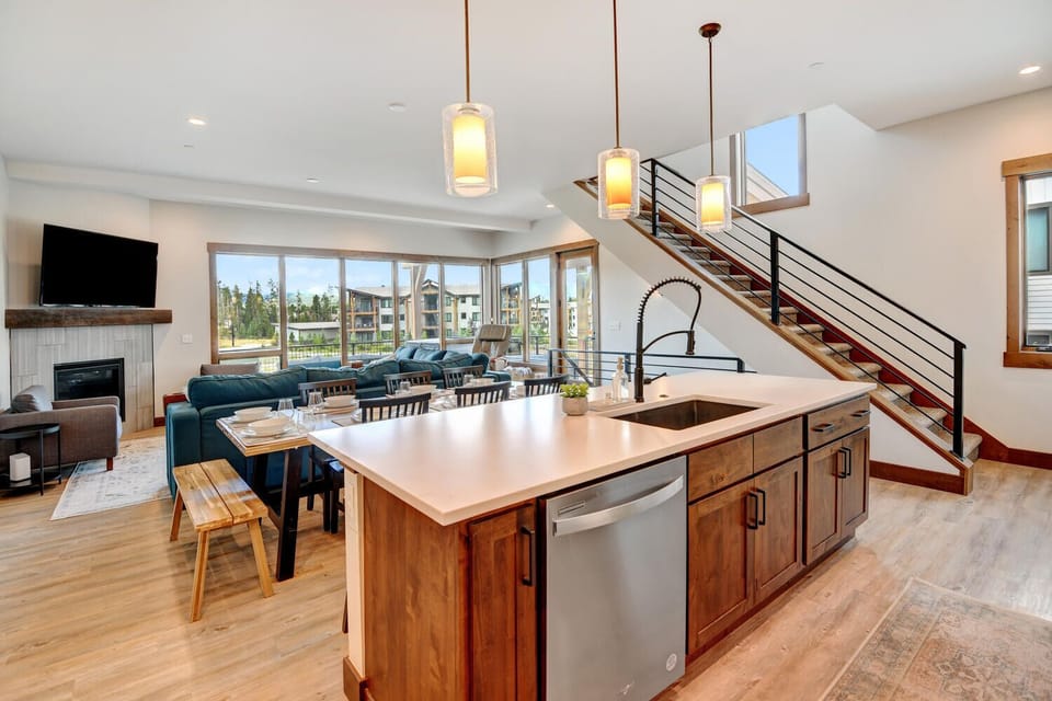 This Villa Will Make You Feel Right At Home!