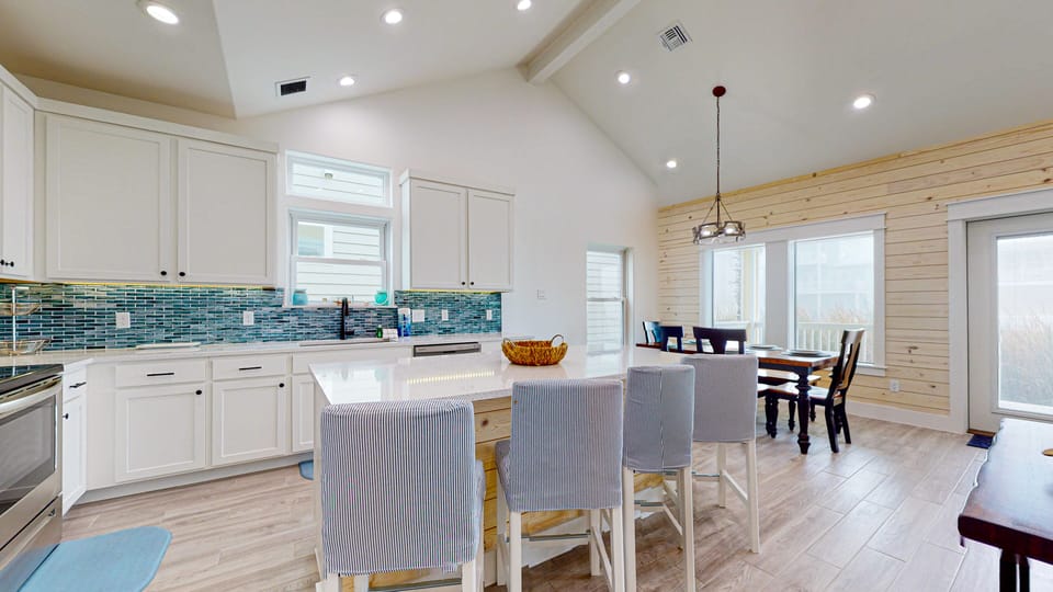 Breakfast bar kitchen island