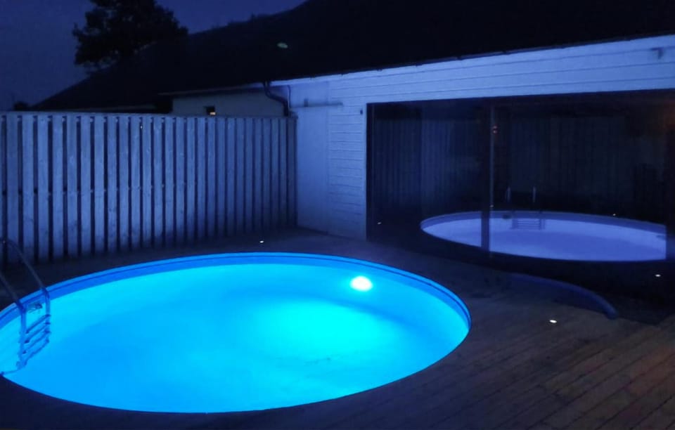 pool