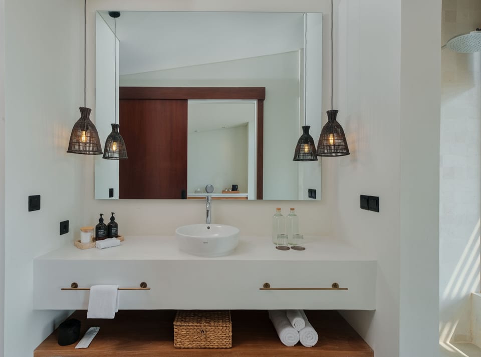 2 units of 1 Bedroom Villa with Plunge Pool (Side by Side) | Bathroom | Shower, rainfall showerhead, free toiletries, hair dryer