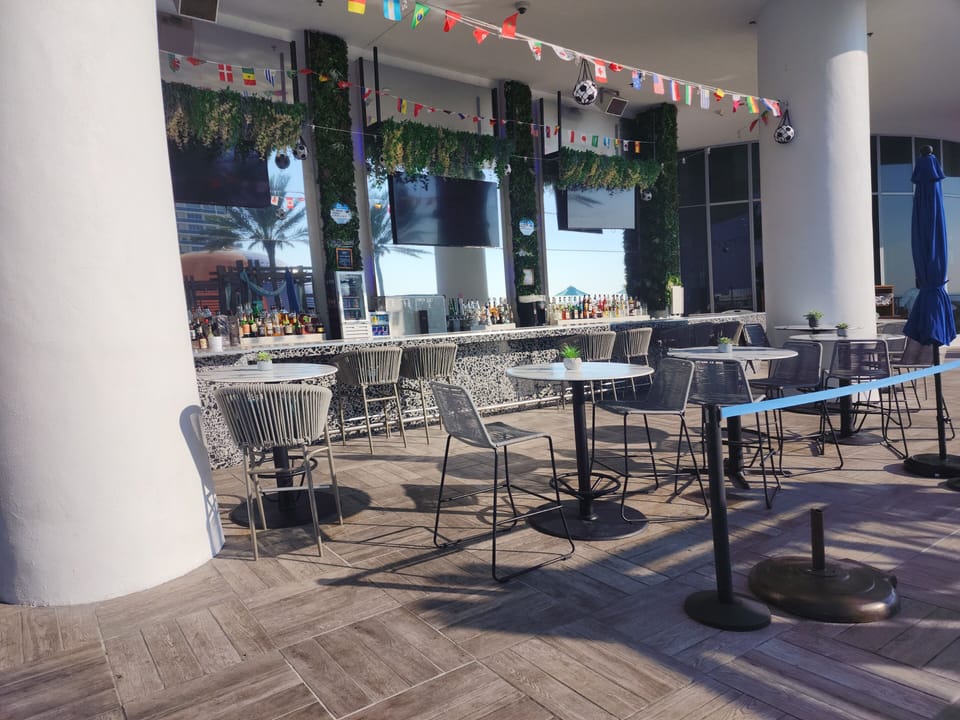 Poolside bar