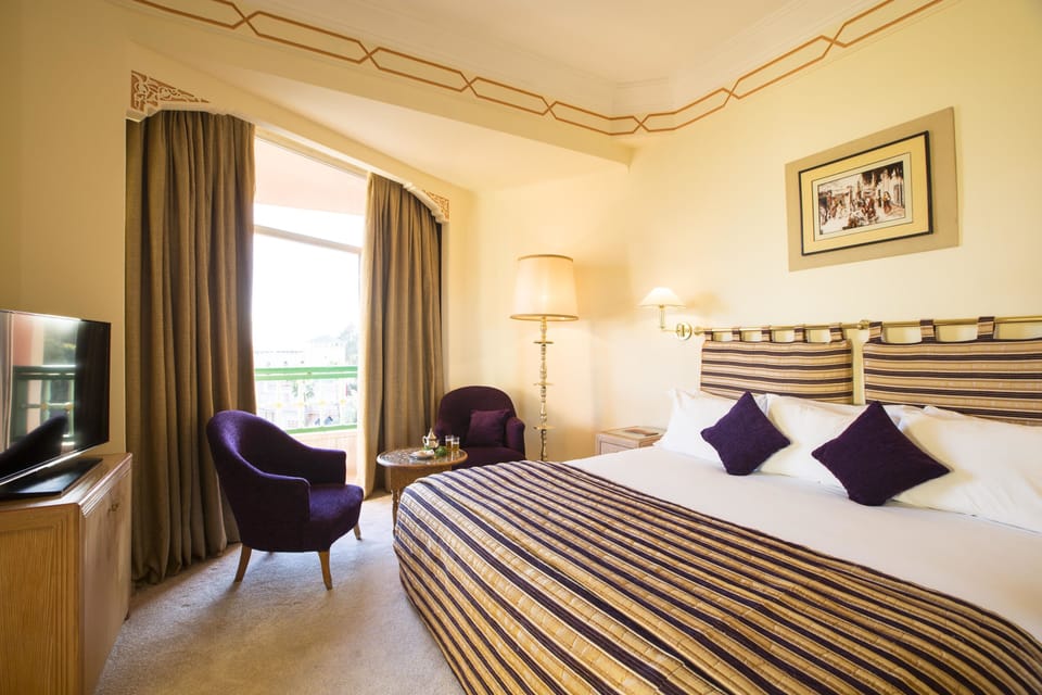 Suite | Minibar, in-room safe, desk, iron/ironing board