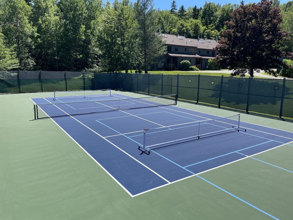 Community Tennis/Pickleball Court