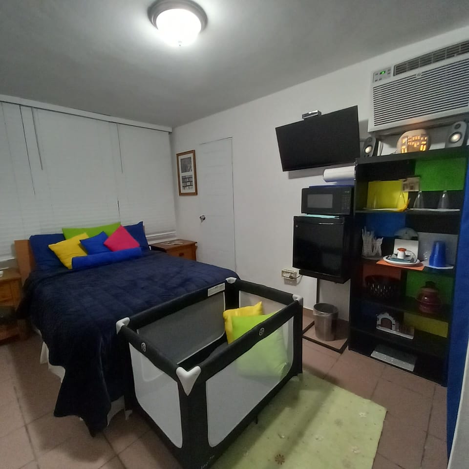 Travel crib (babys up to 2 years) available upon request