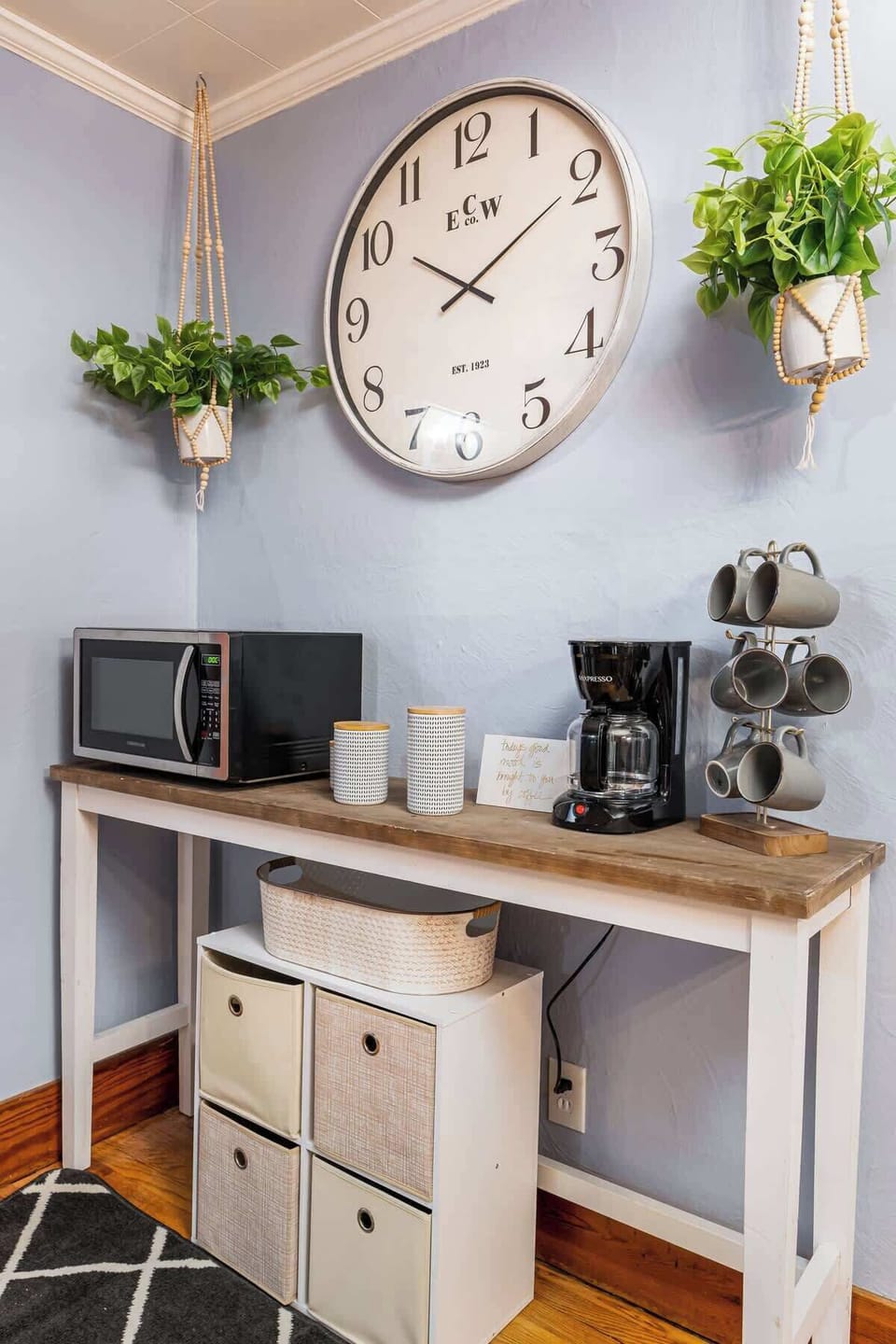 Cute coffee station!