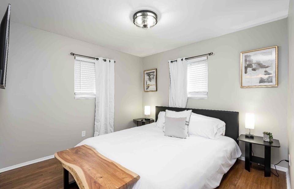 2 of 3 king bedroom 
43" Roku smart tv