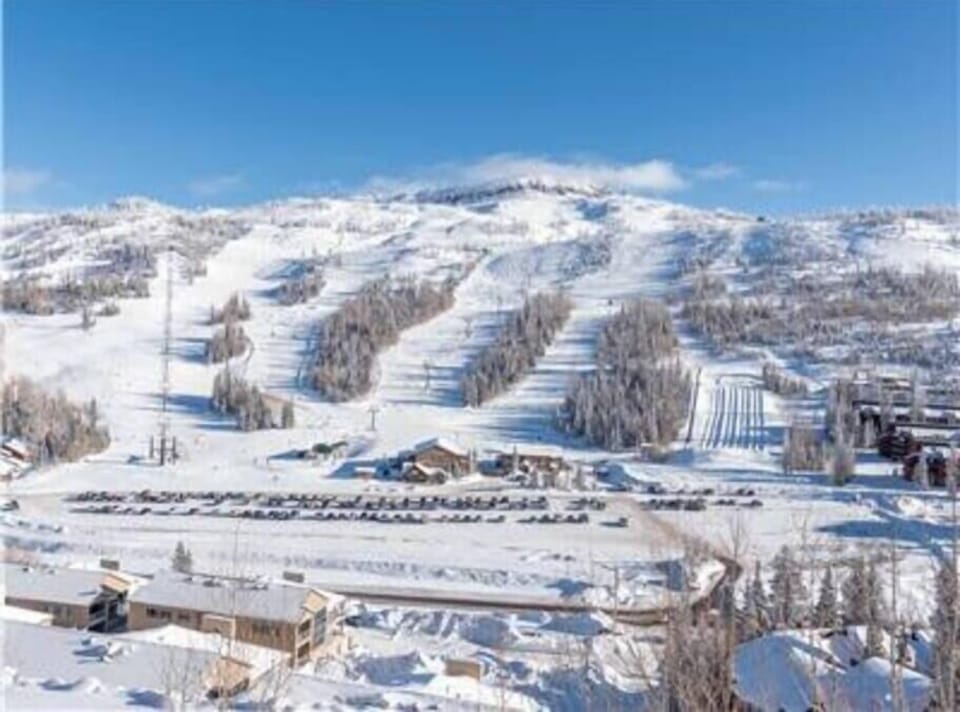 ski lift 