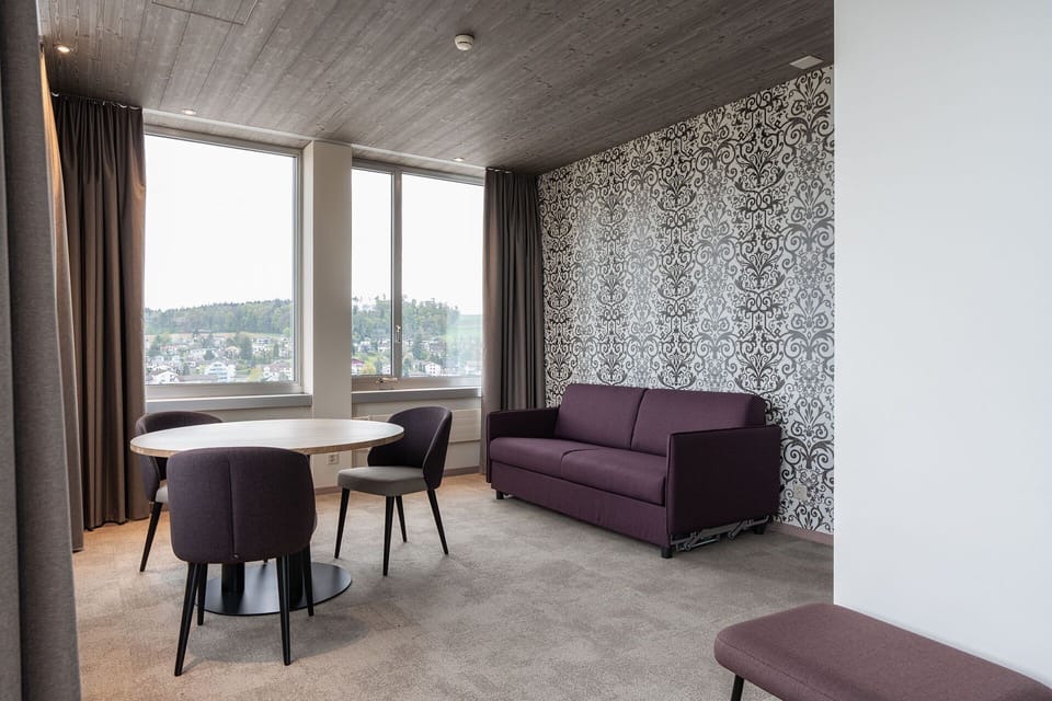 Standard Suite | Living area