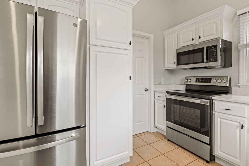 Kitchen - Top Level
