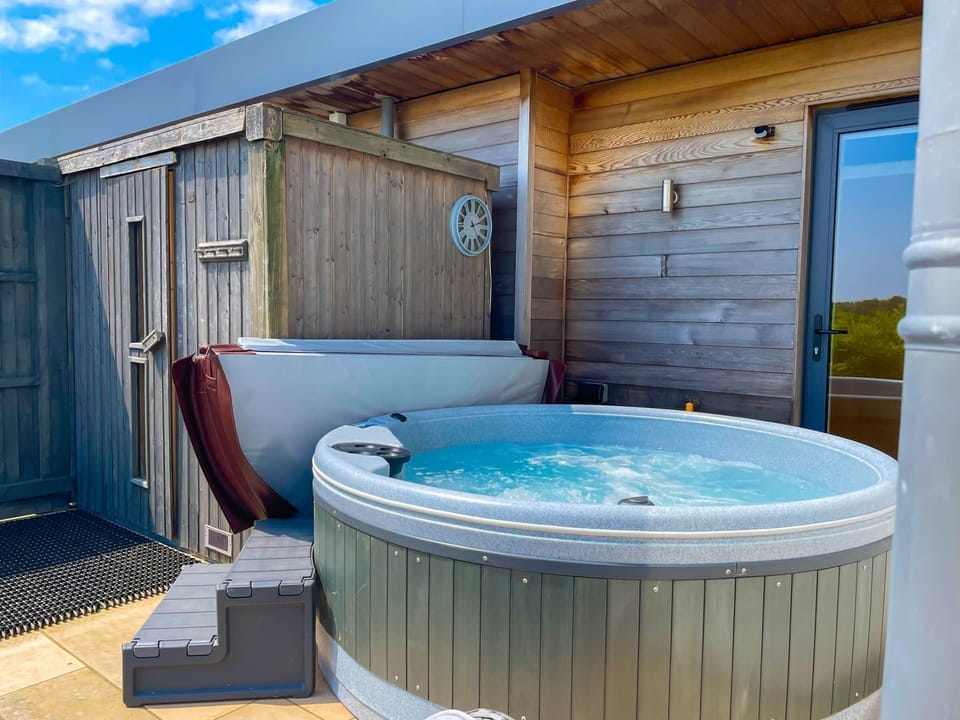Hot tub and sauna