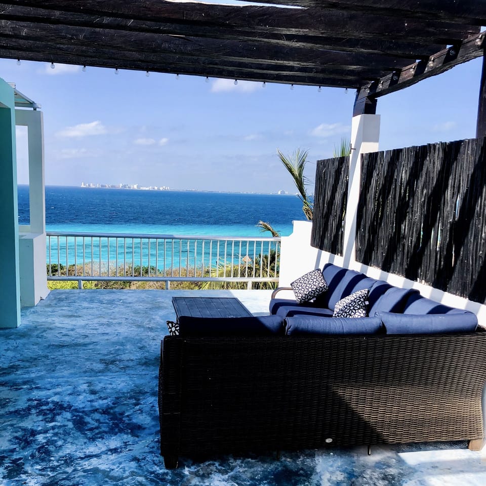 Rooftop facing Cancun
