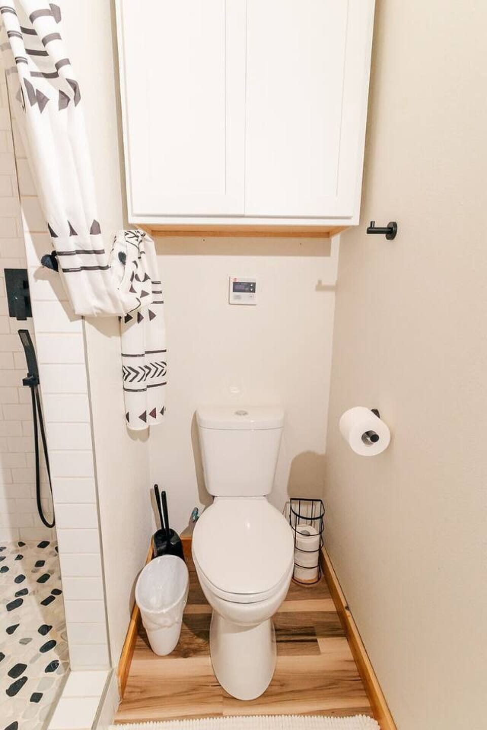 Romantic cabin getaway Athens TX