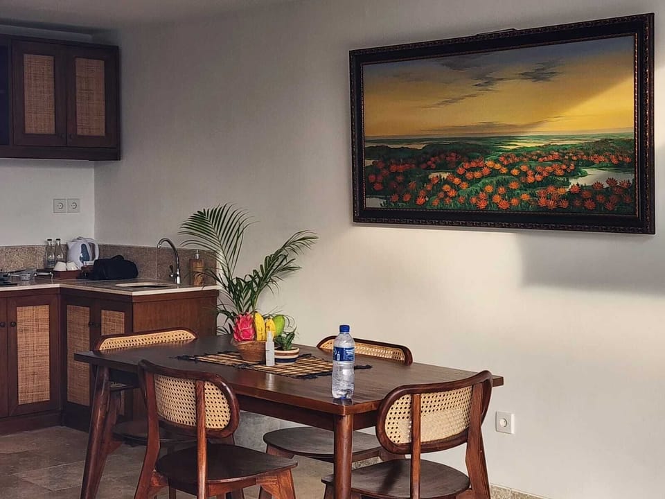 Family Villa | Minibar, in-room safe, individually decorated, individually furnished