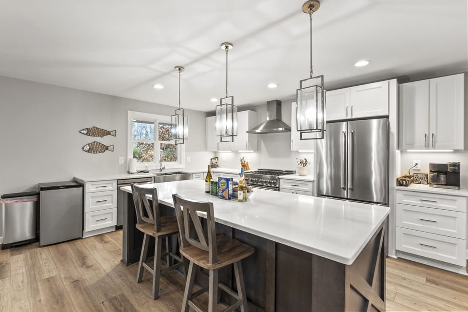 Beautiful entertainers kitchen - recently updated in 2020!