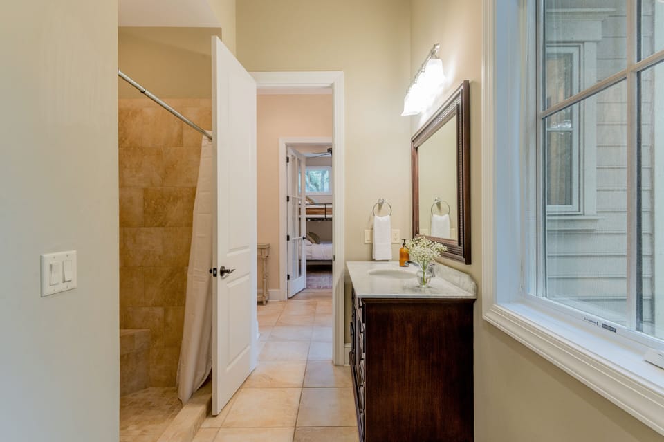 Bathroom 2.