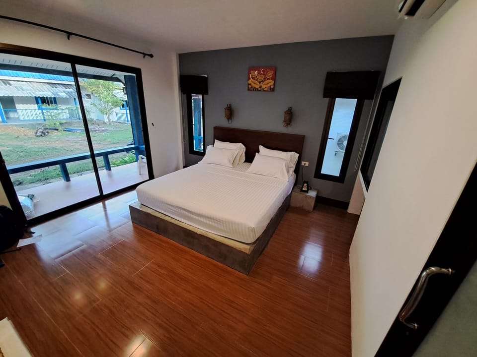 Superior Double Bungalow with Garden View | Individually decorated, free cribs/infant beds, free WiFi, bed sheets