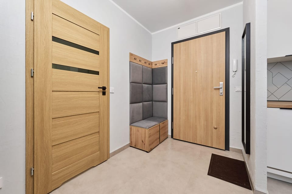 Entrance to the apartment.