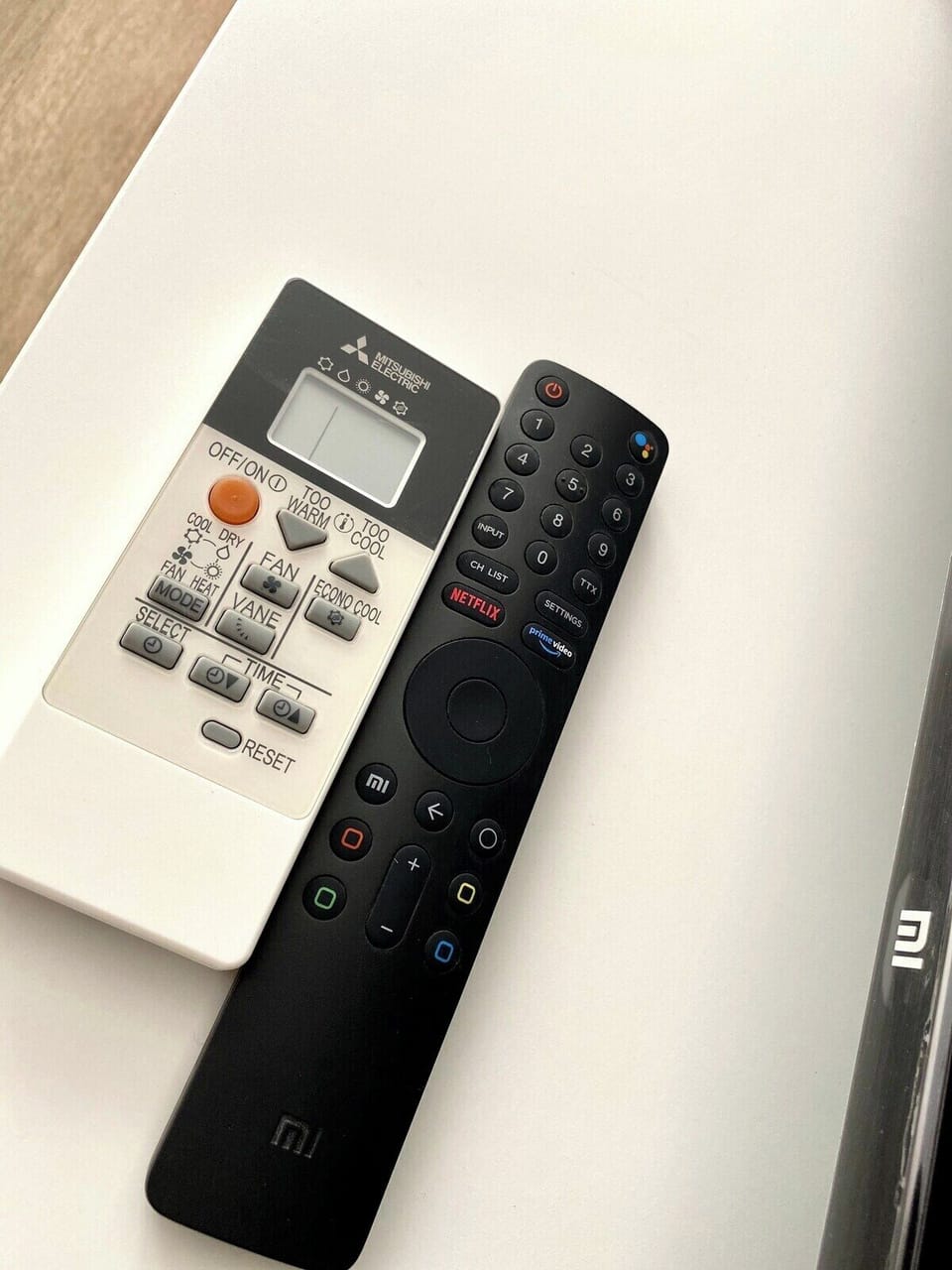 Aire acondicionado con bomba de calor y mando a distancia con acceso directo a Netflix / A/C with heating mode and TV remote controller with quick access to Netflix and other platforms